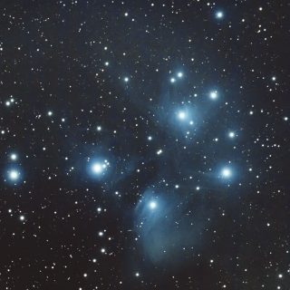 M45 プレアデス星団（すばる）