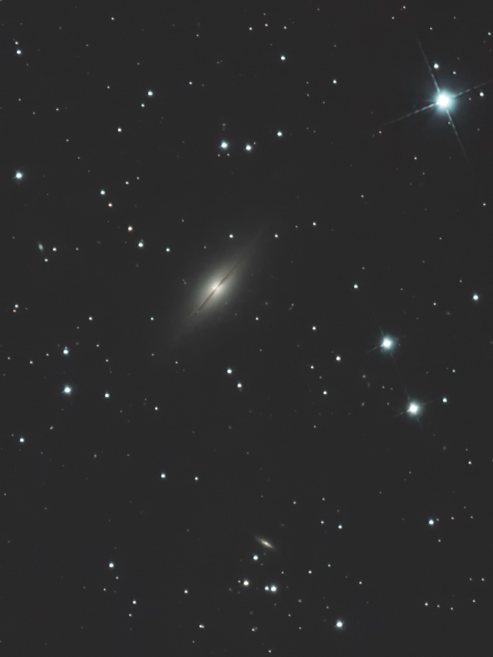系外銀河 NGC7814