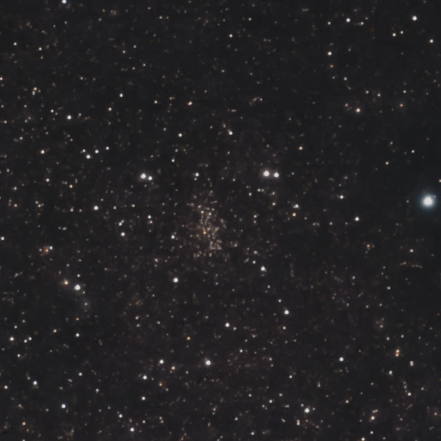 こぎつね座の散開星団NGC6802（ピクセル等倍切り出し）